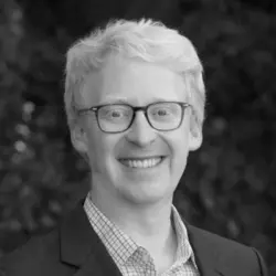 Benjamin Handel headshot